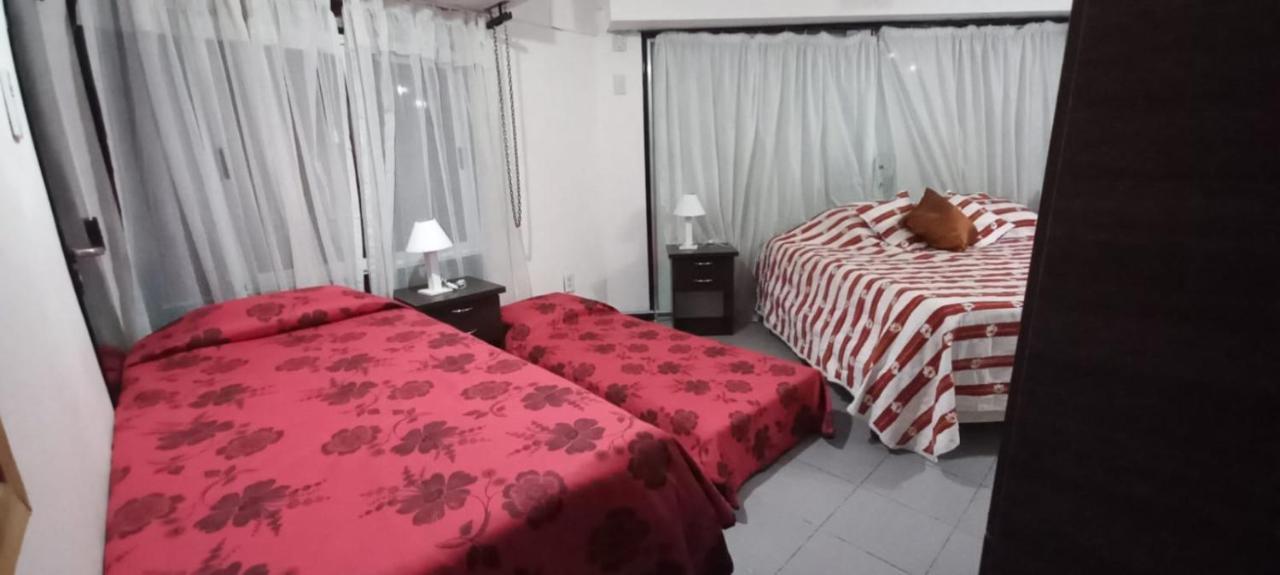 Apartamentos Willy - En Zona Residencial Con Estacionamiento Mendoza Exterior photo