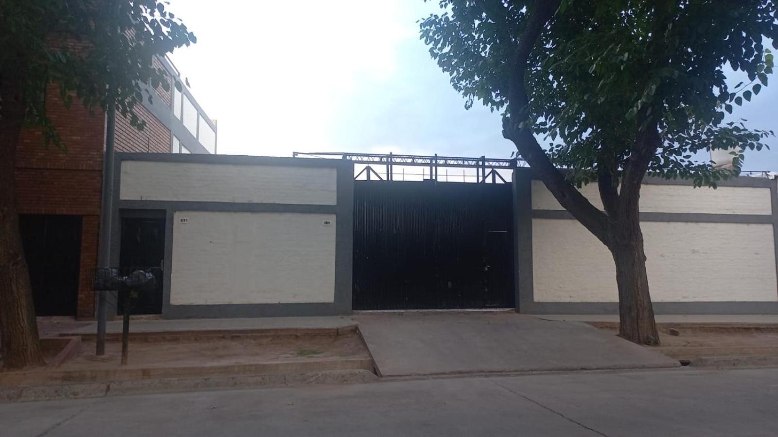Apartamentos Willy - En Zona Residencial Con Estacionamiento Mendoza Exterior photo