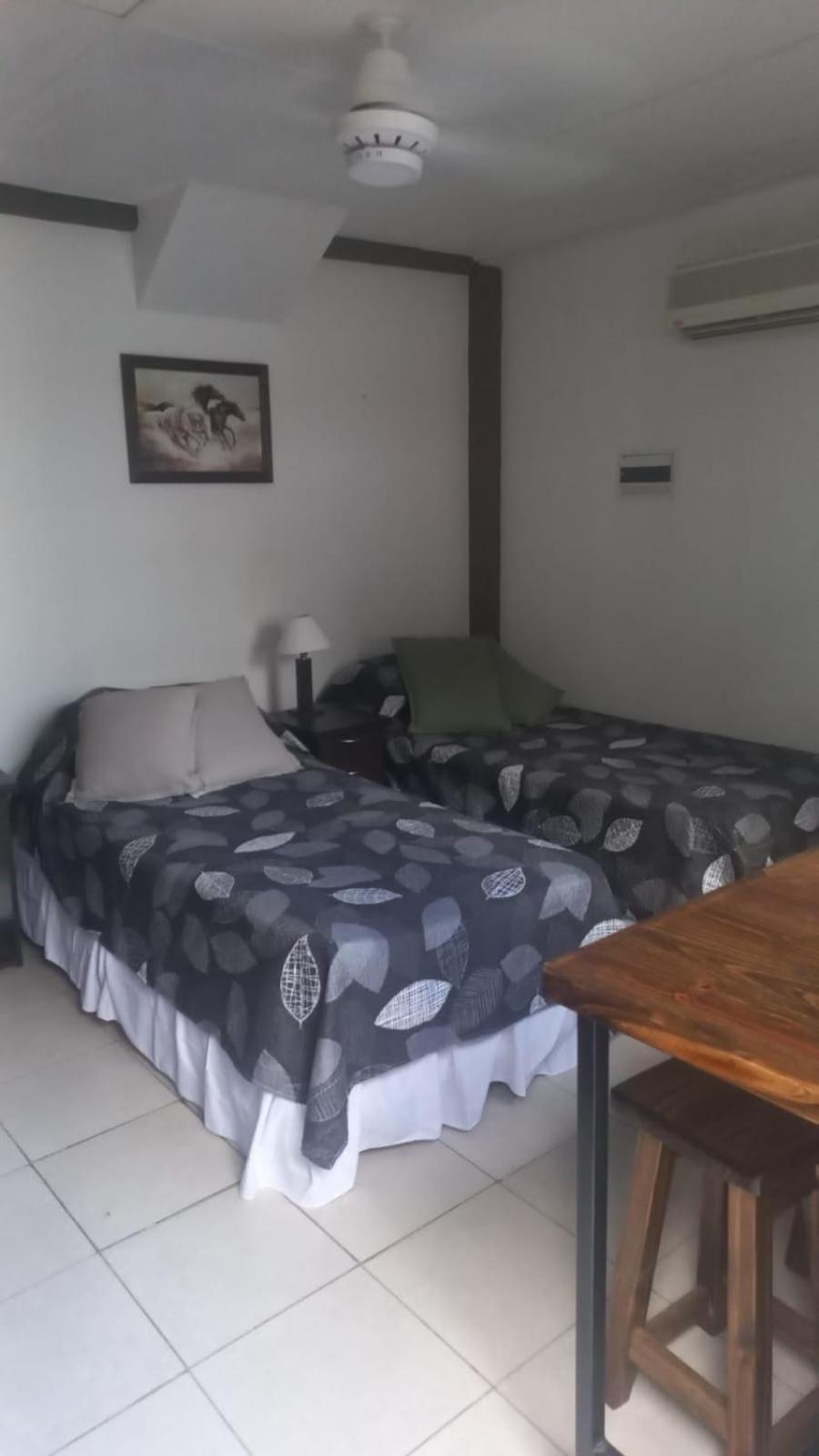 Apartamentos Willy - En Zona Residencial Con Estacionamiento Mendoza Exterior photo
